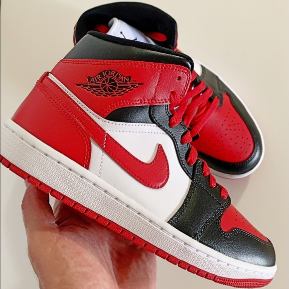 Nike Air Jordan 1 ❌SOLD🎁Mid Alternate Bred Toe Womens 8 - Picture 2 of 10
